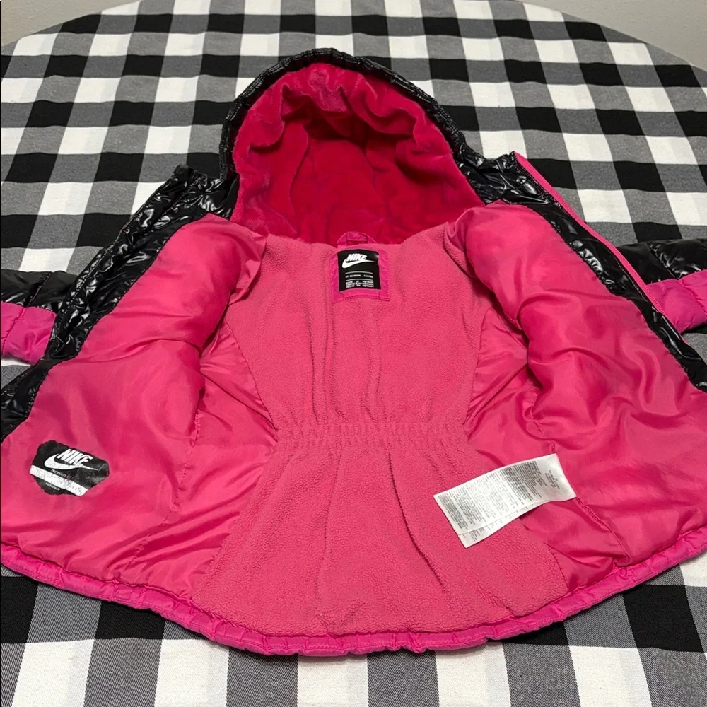 Nike Puffer Quilted Chevron Pink Black Hooded Coat Jacket Sz 2- 3T Girl Toddler